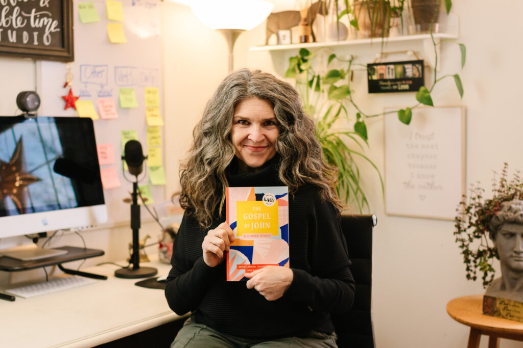 Ellen (Mentor Mama) of Coffee and Bible Time holding The Gospel of John Book