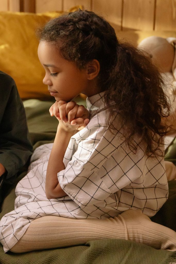 Little girl praying